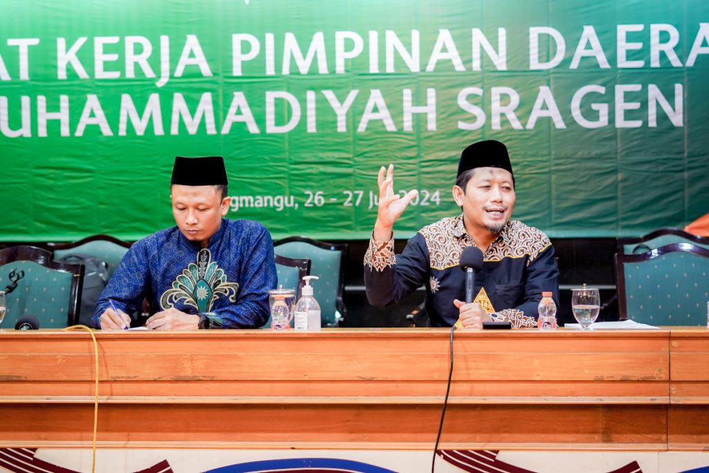 Kehadiran Ust. H. Dodok Sartono, S.E, M.M. selaku Sekretaris PWM Jawa Tengah